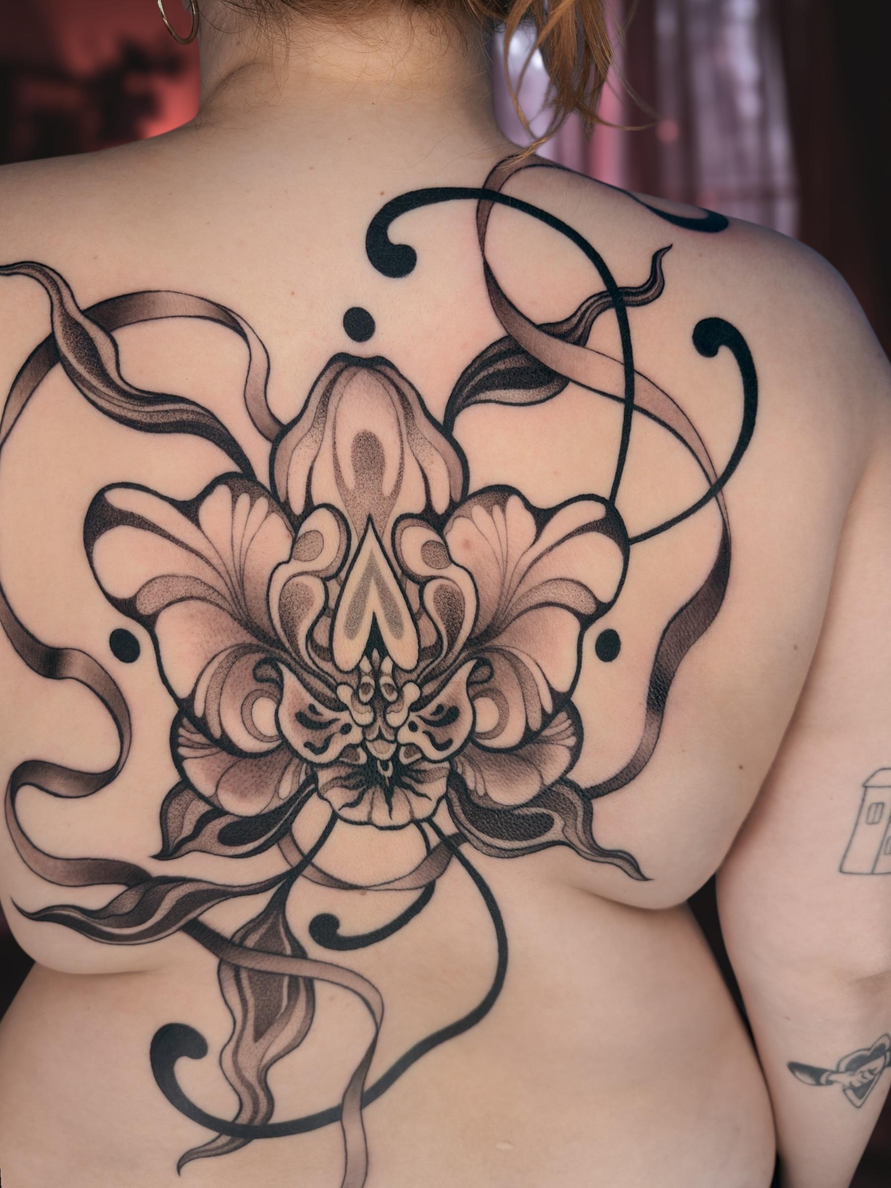 back piece ribbon flower