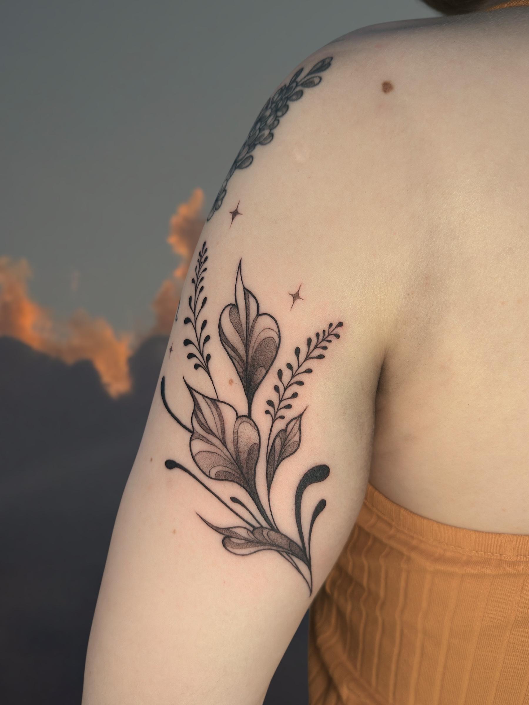 back arm flash leaves